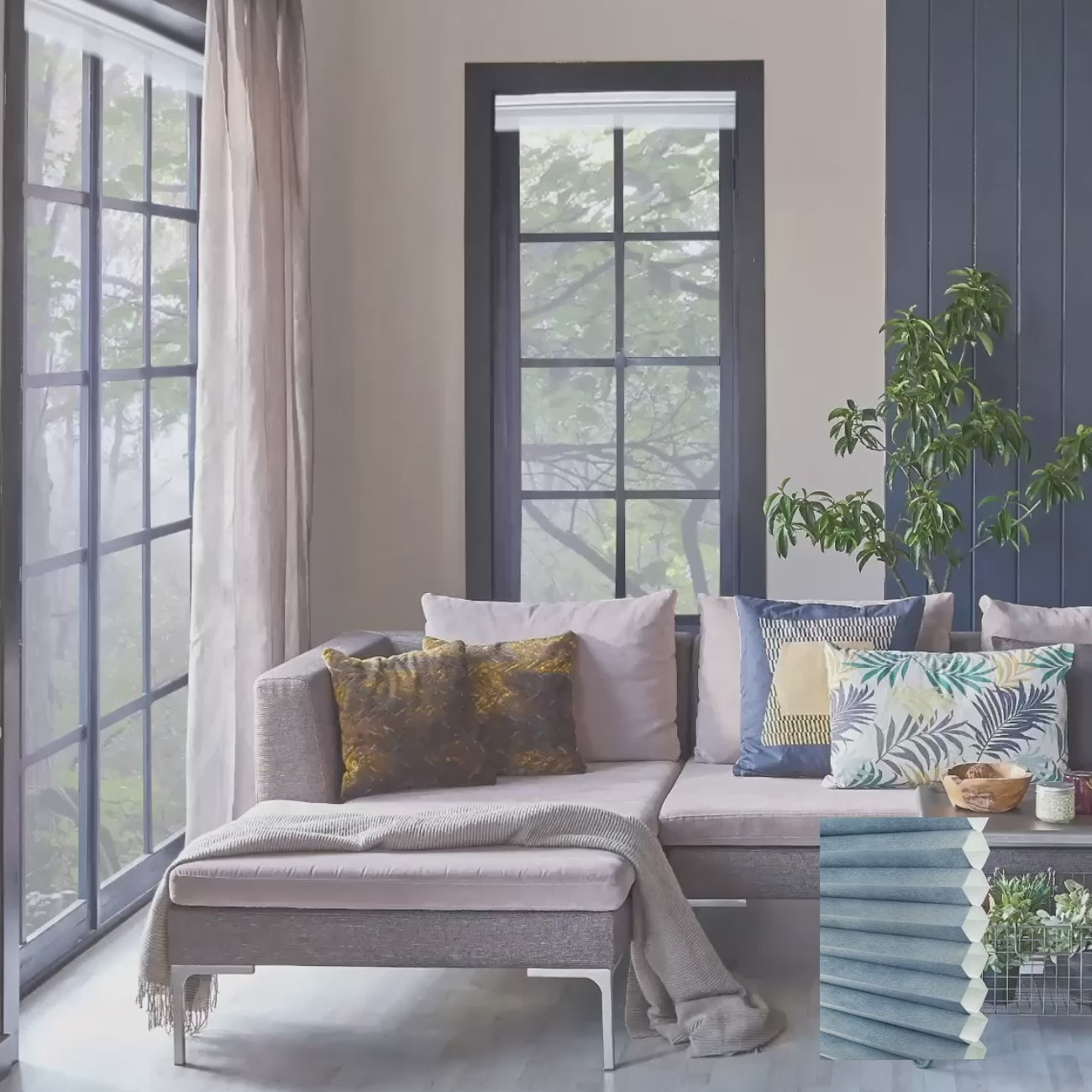 天藍雙循環上下開合半透光蜂巢簾 (Federal Blue)